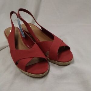 Elegant Red Espadrille Slingback Sandals